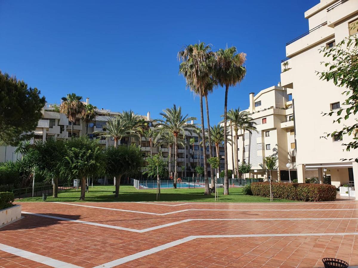 Апартаменти Montemar Puerto Торремолінос Екстер'єр фото